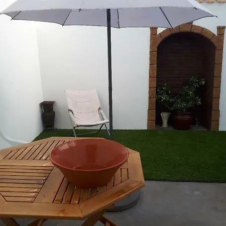 Center Guia 2 Houses With Common Yard * Guia (Faro)